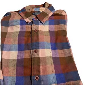 BonHomme New York size large long sleeved button down great condition